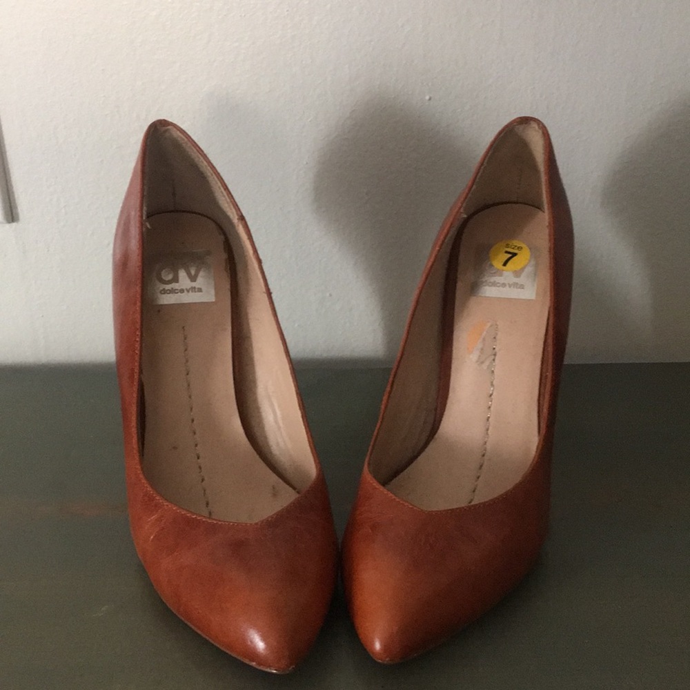 Dolce Vita pumps